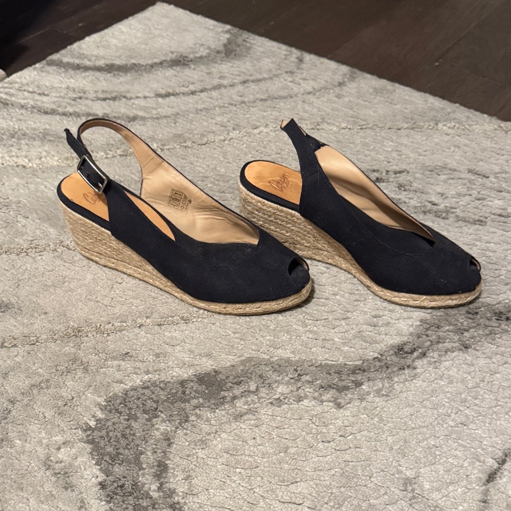 Castaner Black Wedges